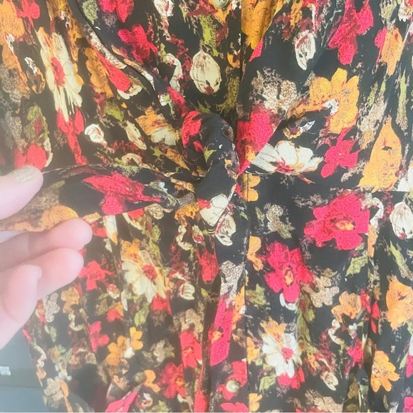 Urban Outfitters Floral Aloha Tie Front Shirt Dress Size Medium - Picture 10 of 14